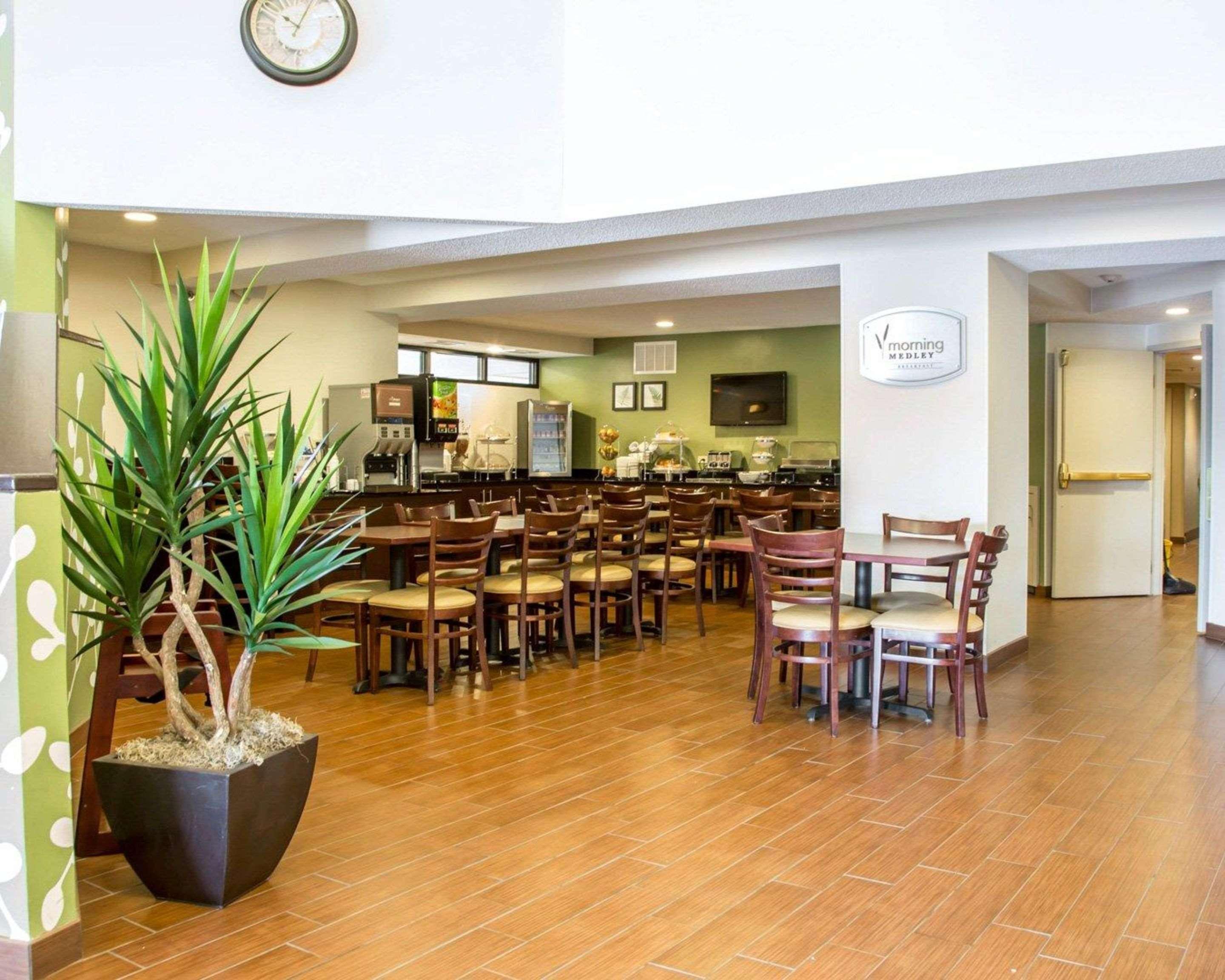 Bedford Park Sleep Inn Midway Airport מראה חיצוני תמונה