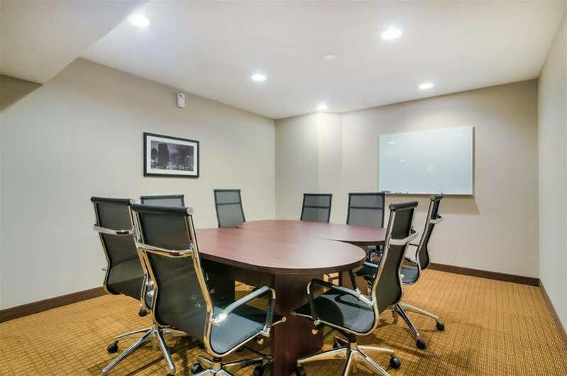 Bedford Park Sleep Inn Midway Airport מראה חיצוני תמונה